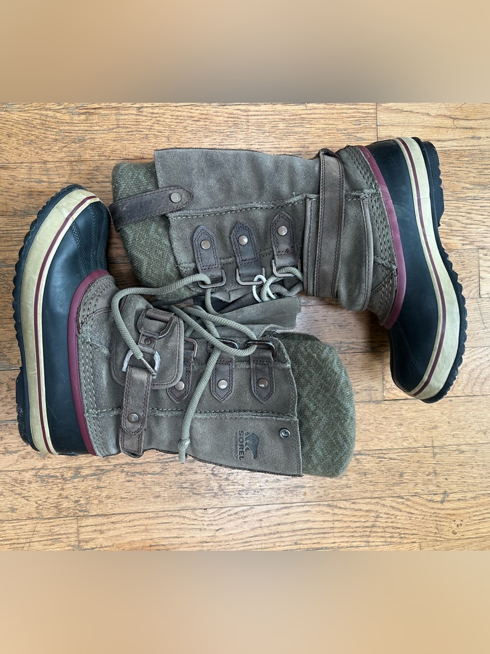 SOREL Olive Green Snow Boots US7